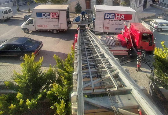 Bala Evden Eve Nakliyat İçin Asansör Hizmeti